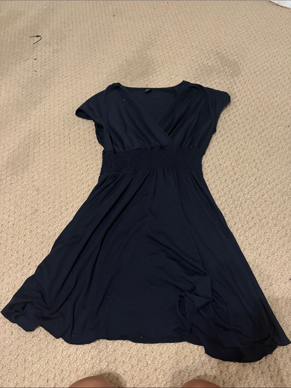 SHEIN Navy Smocked Waist V-Neck Midi Dress